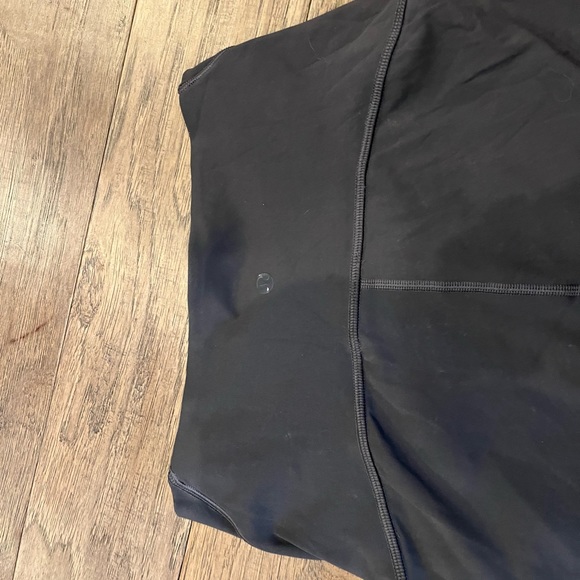 Lululemon Crops - Picture 2 of 6